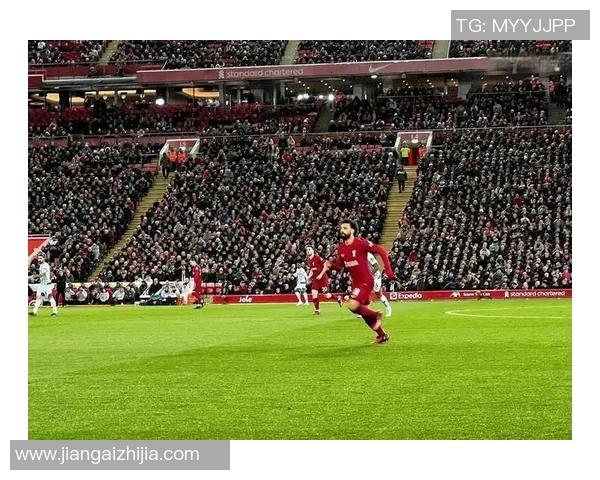 热刺与利物浦激战正酣实时比分更新与精彩瞬间回顾