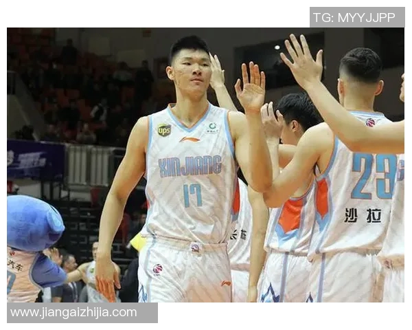 范子铭的成长之路：从青涩少年到篮球场上的璀璨星辰