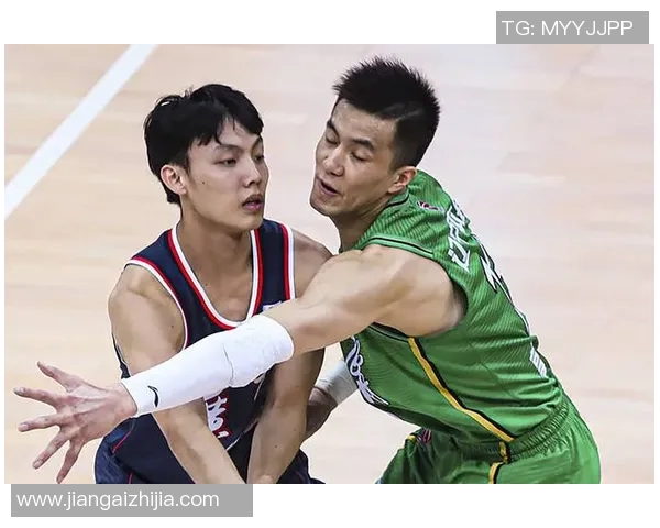 青岛国信与辽宁队激战正酣谁将赢得这场精彩对决的胜利