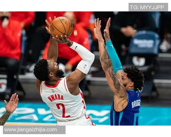 黄蜂与公牛比赛数据深度分析及战术对比探讨